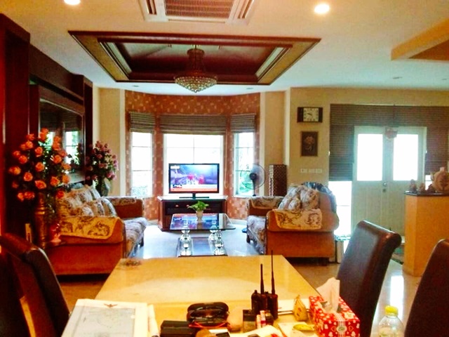 ประกาศฟรี! ซื้อ-ขาย-เช่า คอนโด บ้าน ทาวน์โฮม ที่ดิน และพื้นที่เชิงพาณิชย์ทั่วประเทศไทย ทุกทำเล ทุกงบประมาณ ไม่มีค่าใช้จ่าย ลงง่าย ขายไว เข้าถึงผู้ซื้อโดยตรง 4 309131pic3.jpg