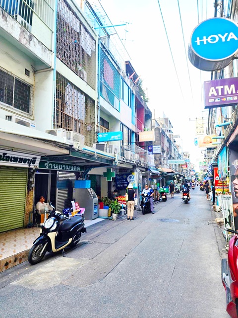 ประกาศฟรี! ซื้อ-ขาย-เช่า คอนโด บ้าน ทาวน์โฮม ที่ดิน และพื้นที่เชิงพาณิชย์ทั่วประเทศไทย ทุกทำเล ทุกงบประมาณ ไม่มีค่าใช้จ่าย ลงง่าย ขายไว เข้าถึงผู้ซื้อโดยตรง 2 238037pic1.jpg