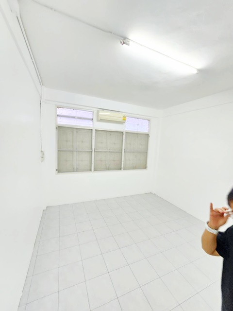 ประกาศฟรี! ซื้อ-ขาย-เช่า คอนโด บ้าน ทาวน์โฮม ที่ดิน และพื้นที่เชิงพาณิชย์ทั่วประเทศไทย ทุกทำเล ทุกงบประมาณ ไม่มีค่าใช้จ่าย ลงง่าย ขายไว เข้าถึงผู้ซื้อโดยตรง 4 238036pic3.jpg