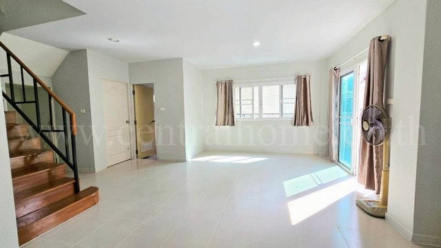 ประกาศฟรี! ซื้อ-ขาย-เช่า คอนโด บ้าน ทาวน์โฮม ที่ดิน และพื้นที่เชิงพาณิชย์ทั่วประเทศไทย ทุกทำเล ทุกงบประมาณ ไม่มีค่าใช้จ่าย ลงง่าย ขายไว เข้าถึงผู้ซื้อโดยตรง 4 292613pic3.jpg