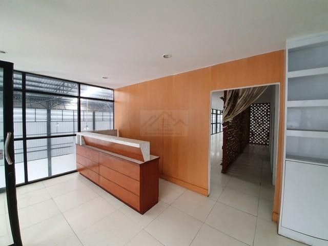 ประกาศฟรี! ซื้อ-ขาย-เช่า คอนโด บ้าน ทาวน์โฮม ที่ดิน และพื้นที่เชิงพาณิชย์ทั่วประเทศไทย ทุกทำเล ทุกงบประมาณ ไม่มีค่าใช้จ่าย ลงง่าย ขายไว เข้าถึงผู้ซื้อโดยตรง 3 292600pic2.jpg