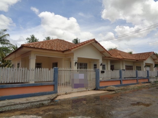 ประกาศฟรี! ซื้อ-ขาย-เช่า คอนโด บ้าน ทาวน์โฮม ที่ดิน และพื้นที่เชิงพาณิชย์ทั่วประเทศไทย ทุกทำเล ทุกงบประมาณ ไม่มีค่าใช้จ่าย ลงง่าย ขายไว เข้าถึงผู้ซื้อโดยตรง 2 218325pic1.jpg