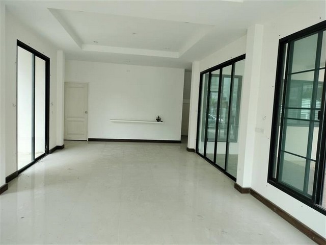 ประกาศฟรี! ซื้อ-ขาย-เช่า คอนโด บ้าน ทาวน์โฮม ที่ดิน และพื้นที่เชิงพาณิชย์ทั่วประเทศไทย ทุกทำเล ทุกงบประมาณ ไม่มีค่าใช้จ่าย ลงง่าย ขายไว เข้าถึงผู้ซื้อโดยตรง 3 217393pic2.jpg