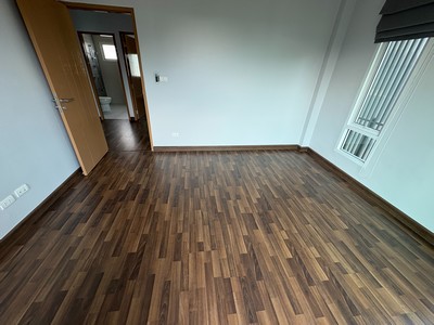 ประกาศฟรี! ซื้อ-ขาย-เช่า คอนโด บ้าน ทาวน์โฮม ที่ดิน และพื้นที่เชิงพาณิชย์ทั่วประเทศไทย ทุกทำเล ทุกงบประมาณ ไม่มีค่าใช้จ่าย ลงง่าย ขายไว เข้าถึงผู้ซื้อโดยตรง 5 506142pic4.jpg