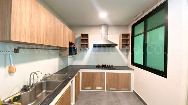 ประกาศฟรี! ซื้อ-ขาย-เช่า คอนโด บ้าน ทาวน์โฮม ที่ดิน และพื้นที่เชิงพาณิชย์ทั่วประเทศไทย ทุกทำเล ทุกงบประมาณ ไม่มีค่าใช้จ่าย ลงง่าย ขายไว เข้าถึงผู้ซื้อโดยตรง 5 234083pic4.jpg