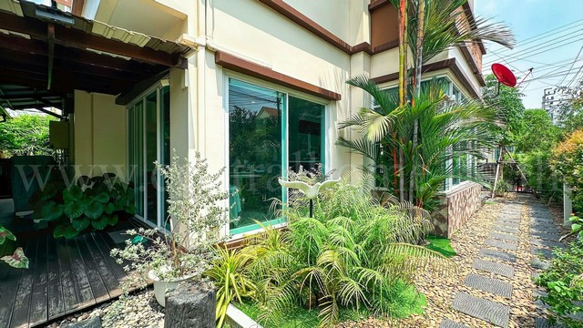 ประกาศฟรี! ซื้อ-ขาย-เช่า คอนโด บ้าน ทาวน์โฮม ที่ดิน และพื้นที่เชิงพาณิชย์ทั่วประเทศไทย ทุกทำเล ทุกงบประมาณ ไม่มีค่าใช้จ่าย ลงง่าย ขายไว เข้าถึงผู้ซื้อโดยตรง 3 203843pic2.jpg