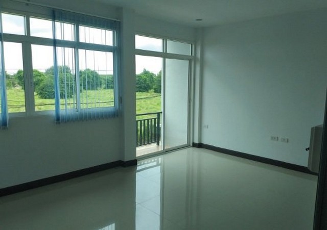 ประกาศฟรี! ซื้อ-ขาย-เช่า คอนโด บ้าน ทาวน์โฮม ที่ดิน และพื้นที่เชิงพาณิชย์ทั่วประเทศไทย ทุกทำเล ทุกงบประมาณ ไม่มีค่าใช้จ่าย ลงง่าย ขายไว เข้าถึงผู้ซื้อโดยตรง 4 237807pic3.jpg