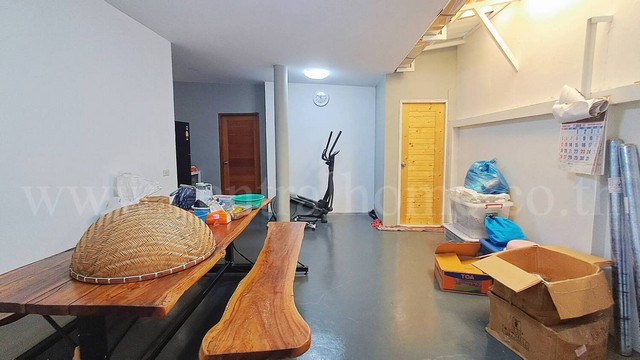 ประกาศฟรี! ซื้อ-ขาย-เช่า คอนโด บ้าน ทาวน์โฮม ที่ดิน และพื้นที่เชิงพาณิชย์ทั่วประเทศไทย ทุกทำเล ทุกงบประมาณ ไม่มีค่าใช้จ่าย ลงง่าย ขายไว เข้าถึงผู้ซื้อโดยตรง 3 292227pic2.jpg