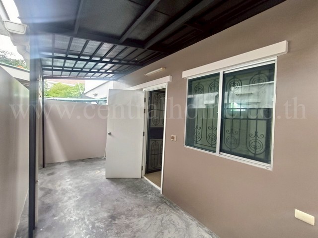 ประกาศฟรี! ซื้อ-ขาย-เช่า คอนโด บ้าน ทาวน์โฮม ที่ดิน และพื้นที่เชิงพาณิชย์ทั่วประเทศไทย ทุกทำเล ทุกงบประมาณ ไม่มีค่าใช้จ่าย ลงง่าย ขายไว เข้าถึงผู้ซื้อโดยตรง 5 192741pic4.jpg