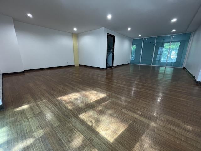 ประกาศฟรี! ซื้อ-ขาย-เช่า คอนโด บ้าน ทาวน์โฮม ที่ดิน และพื้นที่เชิงพาณิชย์ทั่วประเทศไทย ทุกทำเล ทุกงบประมาณ ไม่มีค่าใช้จ่าย ลงง่าย ขายไว เข้าถึงผู้ซื้อโดยตรง 4 502124pic3.jpg