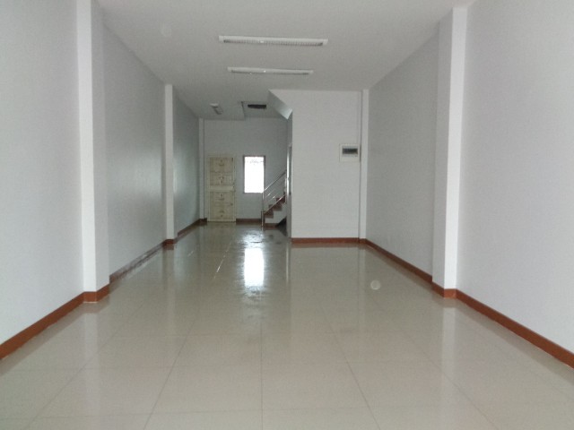 ประกาศฟรี! ซื้อ-ขาย-เช่า คอนโด บ้าน ทาวน์โฮม ที่ดิน และพื้นที่เชิงพาณิชย์ทั่วประเทศไทย ทุกทำเล ทุกงบประมาณ ไม่มีค่าใช้จ่าย ลงง่าย ขายไว เข้าถึงผู้ซื้อโดยตรง 4 237819pic3.jpg