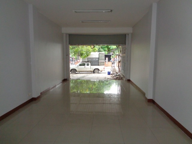 ประกาศฟรี! ซื้อ-ขาย-เช่า คอนโด บ้าน ทาวน์โฮม ที่ดิน และพื้นที่เชิงพาณิชย์ทั่วประเทศไทย ทุกทำเล ทุกงบประมาณ ไม่มีค่าใช้จ่าย ลงง่าย ขายไว เข้าถึงผู้ซื้อโดยตรง 5 237819pic4.jpg