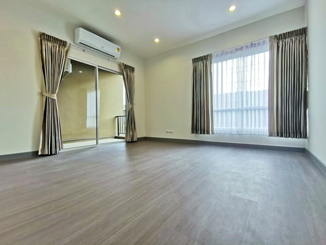 ประกาศฟรี! ซื้อ-ขาย-เช่า คอนโด บ้าน ทาวน์โฮม ที่ดิน และพื้นที่เชิงพาณิชย์ทั่วประเทศไทย ทุกทำเล ทุกงบประมาณ ไม่มีค่าใช้จ่าย ลงง่าย ขายไว เข้าถึงผู้ซื้อโดยตรง 5 239123pic4.jpg