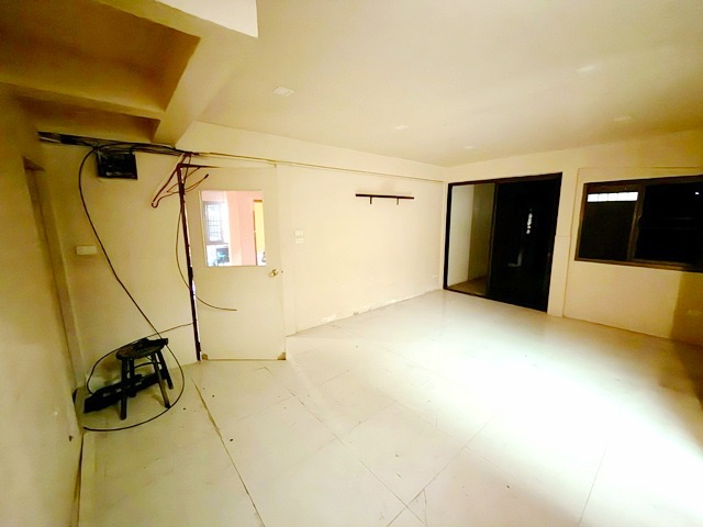 ประกาศฟรี! ซื้อ-ขาย-เช่า คอนโด บ้าน ทาวน์โฮม ที่ดิน และพื้นที่เชิงพาณิชย์ทั่วประเทศไทย ทุกทำเล ทุกงบประมาณ ไม่มีค่าใช้จ่าย ลงง่าย ขายไว เข้าถึงผู้ซื้อโดยตรง 5 239104pic4.jpg