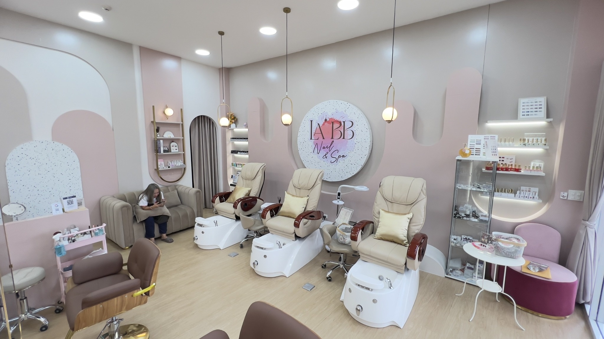 ประกาศฟรี! ซื้อ-ขาย-เช่า คอนโด บ้าน ทาวน์โฮม ที่ดิน และพื้นที่เชิงพาณิชย์ทั่วประเทศไทย ทุกทำเล ทุกงบประมาณ ไม่มีค่าใช้จ่าย ลงง่าย ขายไว เข้าถึงผู้ซื้อโดยตรง 3 239190pic2.jpg