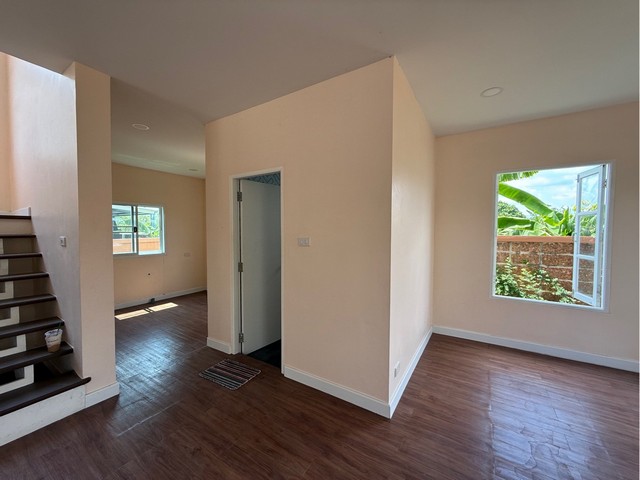 ประกาศฟรี! ซื้อ-ขาย-เช่า คอนโด บ้าน ทาวน์โฮม ที่ดิน และพื้นที่เชิงพาณิชย์ทั่วประเทศไทย ทุกทำเล ทุกงบประมาณ ไม่มีค่าใช้จ่าย ลงง่าย ขายไว เข้าถึงผู้ซื้อโดยตรง 3 298460pic2.jpg