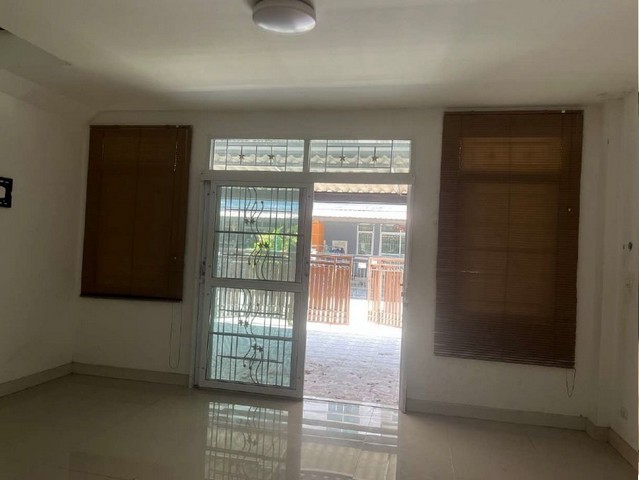 ประกาศฟรี! ซื้อ-ขาย-เช่า คอนโด บ้าน ทาวน์โฮม ที่ดิน และพื้นที่เชิงพาณิชย์ทั่วประเทศไทย ทุกทำเล ทุกงบประมาณ ไม่มีค่าใช้จ่าย ลงง่าย ขายไว เข้าถึงผู้ซื้อโดยตรง 4 222056pic3.jpg