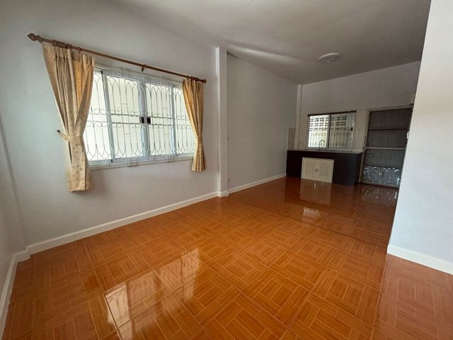 ประกาศฟรี! ซื้อ-ขาย-เช่า คอนโด บ้าน ทาวน์โฮม ที่ดิน และพื้นที่เชิงพาณิชย์ทั่วประเทศไทย ทุกทำเล ทุกงบประมาณ ไม่มีค่าใช้จ่าย ลงง่าย ขายไว เข้าถึงผู้ซื้อโดยตรง 4 239389pic3.jpg