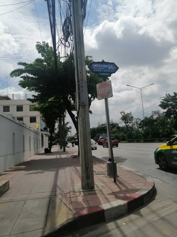 ประกาศฟรี! ซื้อ-ขาย-เช่า คอนโด บ้าน ทาวน์โฮม ที่ดิน และพื้นที่เชิงพาณิชย์ทั่วประเทศไทย ทุกทำเล ทุกงบประมาณ ไม่มีค่าใช้จ่าย ลงง่าย ขายไว เข้าถึงผู้ซื้อโดยตรง 4 309757pic3.jpg