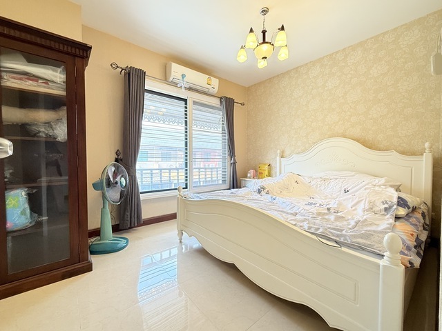 ประกาศฟรี! ซื้อ-ขาย-เช่า คอนโด บ้าน ทาวน์โฮม ที่ดิน และพื้นที่เชิงพาณิชย์ทั่วประเทศไทย ทุกทำเล ทุกงบประมาณ ไม่มีค่าใช้จ่าย ลงง่าย ขายไว เข้าถึงผู้ซื้อโดยตรง 4 506645pic3.jpg