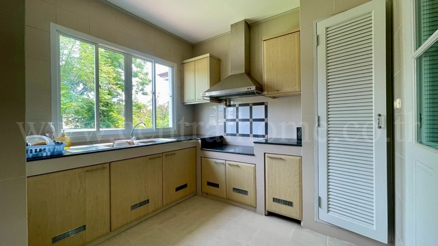 ประกาศฟรี! ซื้อ-ขาย-เช่า คอนโด บ้าน ทาวน์โฮม ที่ดิน และพื้นที่เชิงพาณิชย์ทั่วประเทศไทย ทุกทำเล ทุกงบประมาณ ไม่มีค่าใช้จ่าย ลงง่าย ขายไว เข้าถึงผู้ซื้อโดยตรง 5 221809pic4.jpg