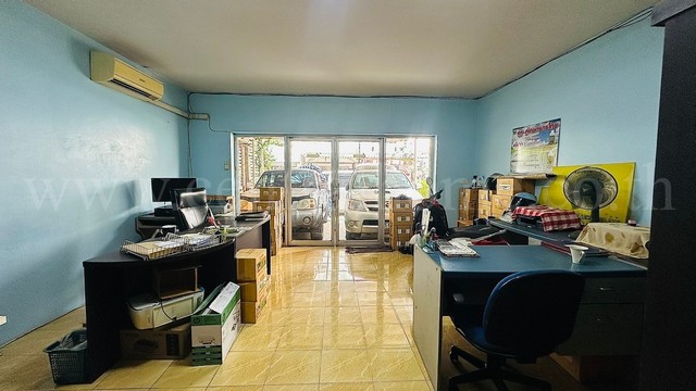 ประกาศฟรี! ซื้อ-ขาย-เช่า คอนโด บ้าน ทาวน์โฮม ที่ดิน และพื้นที่เชิงพาณิชย์ทั่วประเทศไทย ทุกทำเล ทุกงบประมาณ ไม่มีค่าใช้จ่าย ลงง่าย ขายไว เข้าถึงผู้ซื้อโดยตรง 5 216747pic4.jpg