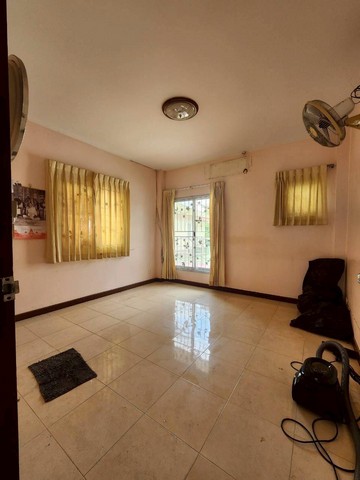 ประกาศฟรี! ซื้อ-ขาย-เช่า คอนโด บ้าน ทาวน์โฮม ที่ดิน และพื้นที่เชิงพาณิชย์ทั่วประเทศไทย ทุกทำเล ทุกงบประมาณ ไม่มีค่าใช้จ่าย ลงง่าย ขายไว เข้าถึงผู้ซื้อโดยตรง 5 506675pic4.jpg