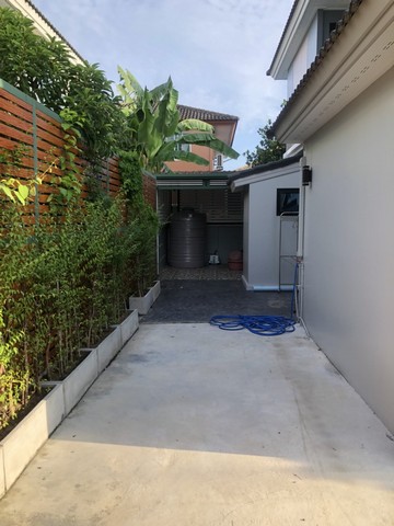 ประกาศฟรี! ซื้อ-ขาย-เช่า คอนโด บ้าน ทาวน์โฮม ที่ดิน และพื้นที่เชิงพาณิชย์ทั่วประเทศไทย ทุกทำเล ทุกงบประมาณ ไม่มีค่าใช้จ่าย ลงง่าย ขายไว เข้าถึงผู้ซื้อโดยตรง 5 309842pic4.jpg