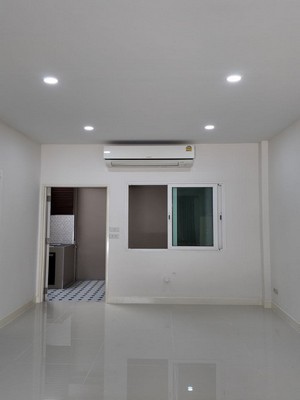 ประกาศฟรี! ซื้อ-ขาย-เช่า คอนโด บ้าน ทาวน์โฮม ที่ดิน และพื้นที่เชิงพาณิชย์ทั่วประเทศไทย ทุกทำเล ทุกงบประมาณ ไม่มีค่าใช้จ่าย ลงง่าย ขายไว เข้าถึงผู้ซื้อโดยตรง 4 506695pic3.jpg