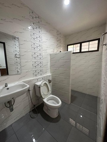 ประกาศฟรี! ซื้อ-ขาย-เช่า คอนโด บ้าน ทาวน์โฮม ที่ดิน และพื้นที่เชิงพาณิชย์ทั่วประเทศไทย ทุกทำเล ทุกงบประมาณ ไม่มีค่าใช้จ่าย ลงง่าย ขายไว เข้าถึงผู้ซื้อโดยตรง 4 292801pic3.jpg