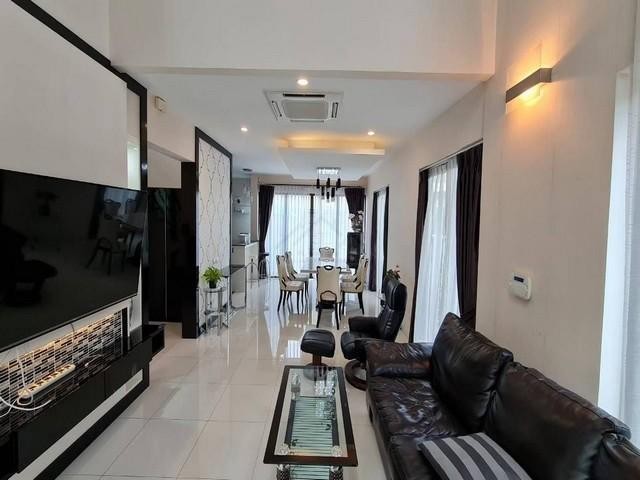 ประกาศฟรี! ซื้อ-ขาย-เช่า คอนโด บ้าน ทาวน์โฮม ที่ดิน และพื้นที่เชิงพาณิชย์ทั่วประเทศไทย ทุกทำเล ทุกงบประมาณ ไม่มีค่าใช้จ่าย ลงง่าย ขายไว เข้าถึงผู้ซื้อโดยตรง 3 506784pic2.jpg