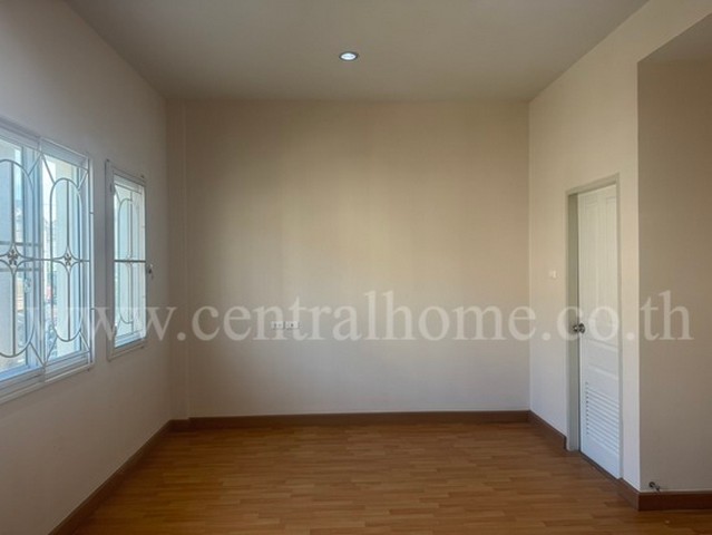 ประกาศฟรี! ซื้อ-ขาย-เช่า คอนโด บ้าน ทาวน์โฮม ที่ดิน และพื้นที่เชิงพาณิชย์ทั่วประเทศไทย ทุกทำเล ทุกงบประมาณ ไม่มีค่าใช้จ่าย ลงง่าย ขายไว เข้าถึงผู้ซื้อโดยตรง 5 188908pic4.jpg