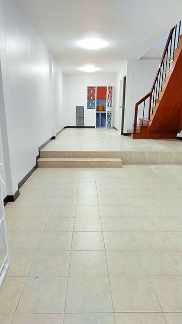 ประกาศฟรี! ซื้อ-ขาย-เช่า คอนโด บ้าน ทาวน์โฮม ที่ดิน และพื้นที่เชิงพาณิชย์ทั่วประเทศไทย ทุกทำเล ทุกงบประมาณ ไม่มีค่าใช้จ่าย ลงง่าย ขายไว เข้าถึงผู้ซื้อโดยตรง 2 239571pic1.jpg