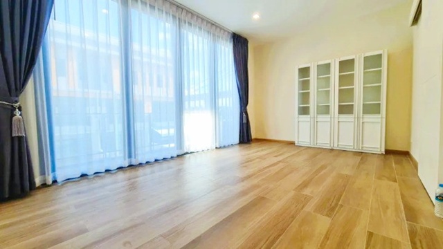 ประกาศฟรี! ซื้อ-ขาย-เช่า คอนโด บ้าน ทาวน์โฮม ที่ดิน และพื้นที่เชิงพาณิชย์ทั่วประเทศไทย ทุกทำเล ทุกงบประมาณ ไม่มีค่าใช้จ่าย ลงง่าย ขายไว เข้าถึงผู้ซื้อโดยตรง 5 310005pic4.jpg