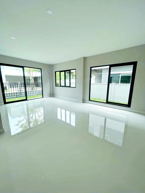 ประกาศฟรี! ซื้อ-ขาย-เช่า คอนโด บ้าน ทาวน์โฮม ที่ดิน และพื้นที่เชิงพาณิชย์ทั่วประเทศไทย ทุกทำเล ทุกงบประมาณ ไม่มีค่าใช้จ่าย ลงง่าย ขายไว เข้าถึงผู้ซื้อโดยตรง 4 309931pic3.jpg