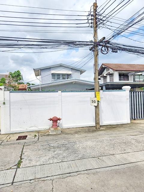 ประกาศฟรี! ซื้อ-ขาย-เช่า คอนโด บ้าน ทาวน์โฮม ที่ดิน และพื้นที่เชิงพาณิชย์ทั่วประเทศไทย ทุกทำเล ทุกงบประมาณ ไม่มีค่าใช้จ่าย ลงง่าย ขายไว เข้าถึงผู้ซื้อโดยตรง 2 240373pic1.jpg