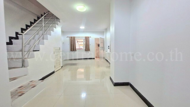 ประกาศฟรี! ซื้อ-ขาย-เช่า คอนโด บ้าน ทาวน์โฮม ที่ดิน และพื้นที่เชิงพาณิชย์ทั่วประเทศไทย ทุกทำเล ทุกงบประมาณ ไม่มีค่าใช้จ่าย ลงง่าย ขายไว เข้าถึงผู้ซื้อโดยตรง 4 240335pic3.jpg