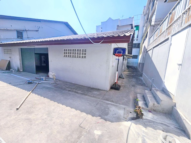 ประกาศฟรี! ซื้อ-ขาย-เช่า คอนโด บ้าน ทาวน์โฮม ที่ดิน และพื้นที่เชิงพาณิชย์ทั่วประเทศไทย ทุกทำเล ทุกงบประมาณ ไม่มีค่าใช้จ่าย ลงง่าย ขายไว เข้าถึงผู้ซื้อโดยตรง 4 240461pic3.jpg