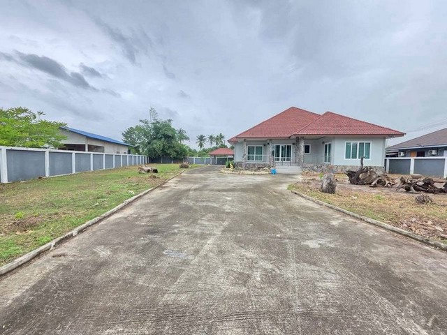 ประกาศฟรี! ซื้อ-ขาย-เช่า คอนโด บ้าน ทาวน์โฮม ที่ดิน และพื้นที่เชิงพาณิชย์ทั่วประเทศไทย ทุกทำเล ทุกงบประมาณ ไม่มีค่าใช้จ่าย ลงง่าย ขายไว เข้าถึงผู้ซื้อโดยตรง 2 309877pic1.jpg