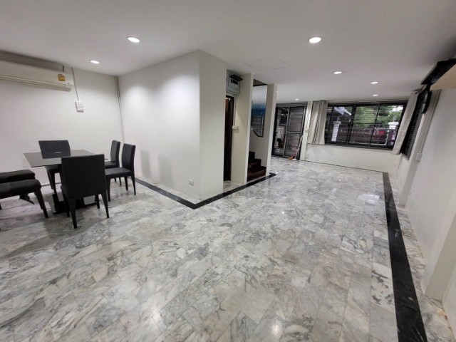 ประกาศฟรี! ซื้อ-ขาย-เช่า คอนโด บ้าน ทาวน์โฮม ที่ดิน และพื้นที่เชิงพาณิชย์ทั่วประเทศไทย ทุกทำเล ทุกงบประมาณ ไม่มีค่าใช้จ่าย ลงง่าย ขายไว เข้าถึงผู้ซื้อโดยตรง 3 310522pic2.jpg