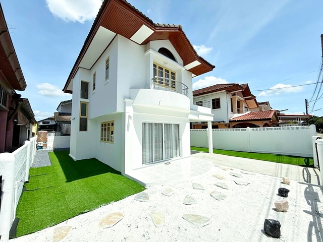 ประกาศฟรี! ซื้อ-ขาย-เช่า คอนโด บ้าน ทาวน์โฮม ที่ดิน และพื้นที่เชิงพาณิชย์ทั่วประเทศไทย ทุกทำเล ทุกงบประมาณ ไม่มีค่าใช้จ่าย ลงง่าย ขายไว เข้าถึงผู้ซื้อโดยตรง 2 310456pic1.jpg