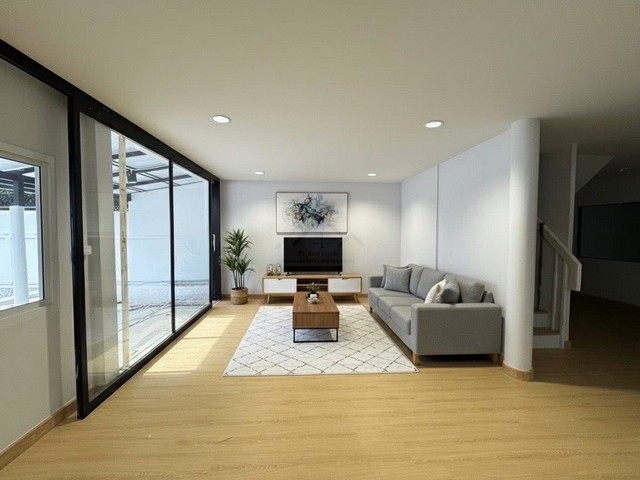 ประกาศฟรี! ซื้อ-ขาย-เช่า คอนโด บ้าน ทาวน์โฮม ที่ดิน และพื้นที่เชิงพาณิชย์ทั่วประเทศไทย ทุกทำเล ทุกงบประมาณ ไม่มีค่าใช้จ่าย ลงง่าย ขายไว เข้าถึงผู้ซื้อโดยตรง 3 507100pic2.jpg