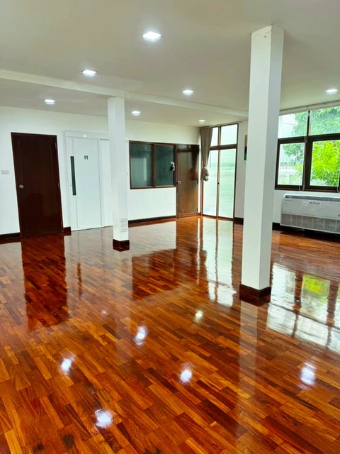 ประกาศฟรี! ซื้อ-ขาย-เช่า คอนโด บ้าน ทาวน์โฮม ที่ดิน และพื้นที่เชิงพาณิชย์ทั่วประเทศไทย ทุกทำเล ทุกงบประมาณ ไม่มีค่าใช้จ่าย ลงง่าย ขายไว เข้าถึงผู้ซื้อโดยตรง 3 241347pic2.jpg