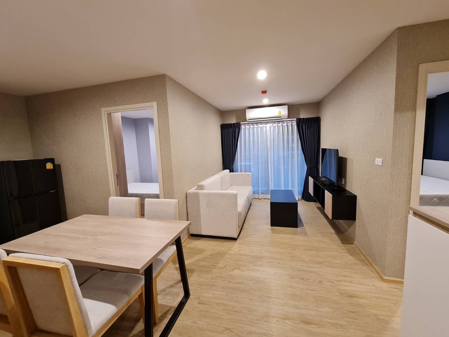 ประกาศฟรี! ซื้อ-ขาย-เช่า คอนโด บ้าน ทาวน์โฮม ที่ดิน และพื้นที่เชิงพาณิชย์ทั่วประเทศไทย ทุกทำเล ทุกงบประมาณ ไม่มีค่าใช้จ่าย ลงง่าย ขายไว เข้าถึงผู้ซื้อโดยตรง 5 507201pic4.jpg