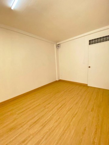 ประกาศฟรี! ซื้อ-ขาย-เช่า คอนโด บ้าน ทาวน์โฮม ที่ดิน และพื้นที่เชิงพาณิชย์ทั่วประเทศไทย ทุกทำเล ทุกงบประมาณ ไม่มีค่าใช้จ่าย ลงง่าย ขายไว เข้าถึงผู้ซื้อโดยตรง 4 292968pic3.jpg