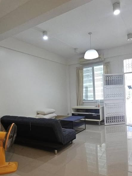 ประกาศฟรี! ซื้อ-ขาย-เช่า คอนโด บ้าน ทาวน์โฮม ที่ดิน และพื้นที่เชิงพาณิชย์ทั่วประเทศไทย ทุกทำเล ทุกงบประมาณ ไม่มีค่าใช้จ่าย ลงง่าย ขายไว เข้าถึงผู้ซื้อโดยตรง 3 241652pic2.jpg