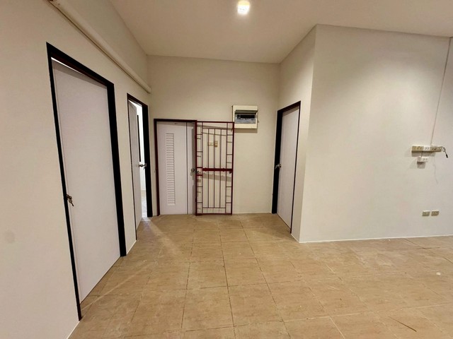 ประกาศฟรี! ซื้อ-ขาย-เช่า คอนโด บ้าน ทาวน์โฮม ที่ดิน และพื้นที่เชิงพาณิชย์ทั่วประเทศไทย ทุกทำเล ทุกงบประมาณ ไม่มีค่าใช้จ่าย ลงง่าย ขายไว เข้าถึงผู้ซื้อโดยตรง 4 292979pic3.jpg