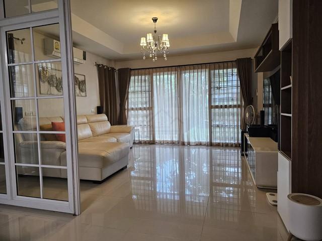 ประกาศฟรี! ซื้อ-ขาย-เช่า คอนโด บ้าน ทาวน์โฮม ที่ดิน และพื้นที่เชิงพาณิชย์ทั่วประเทศไทย ทุกทำเล ทุกงบประมาณ ไม่มีค่าใช้จ่าย ลงง่าย ขายไว เข้าถึงผู้ซื้อโดยตรง 4 507258pic3.jpg