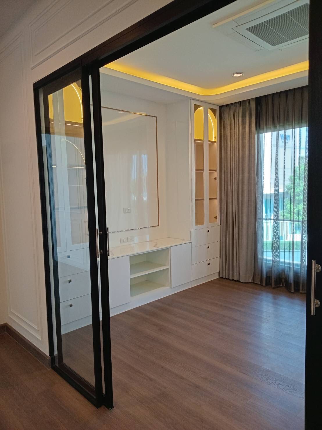 ประกาศฟรี! ซื้อ-ขาย-เช่า คอนโด บ้าน ทาวน์โฮม ที่ดิน และพื้นที่เชิงพาณิชย์ทั่วประเทศไทย ทุกทำเล ทุกงบประมาณ ไม่มีค่าใช้จ่าย ลงง่าย ขายไว เข้าถึงผู้ซื้อโดยตรง 5 242520pic4.jpg