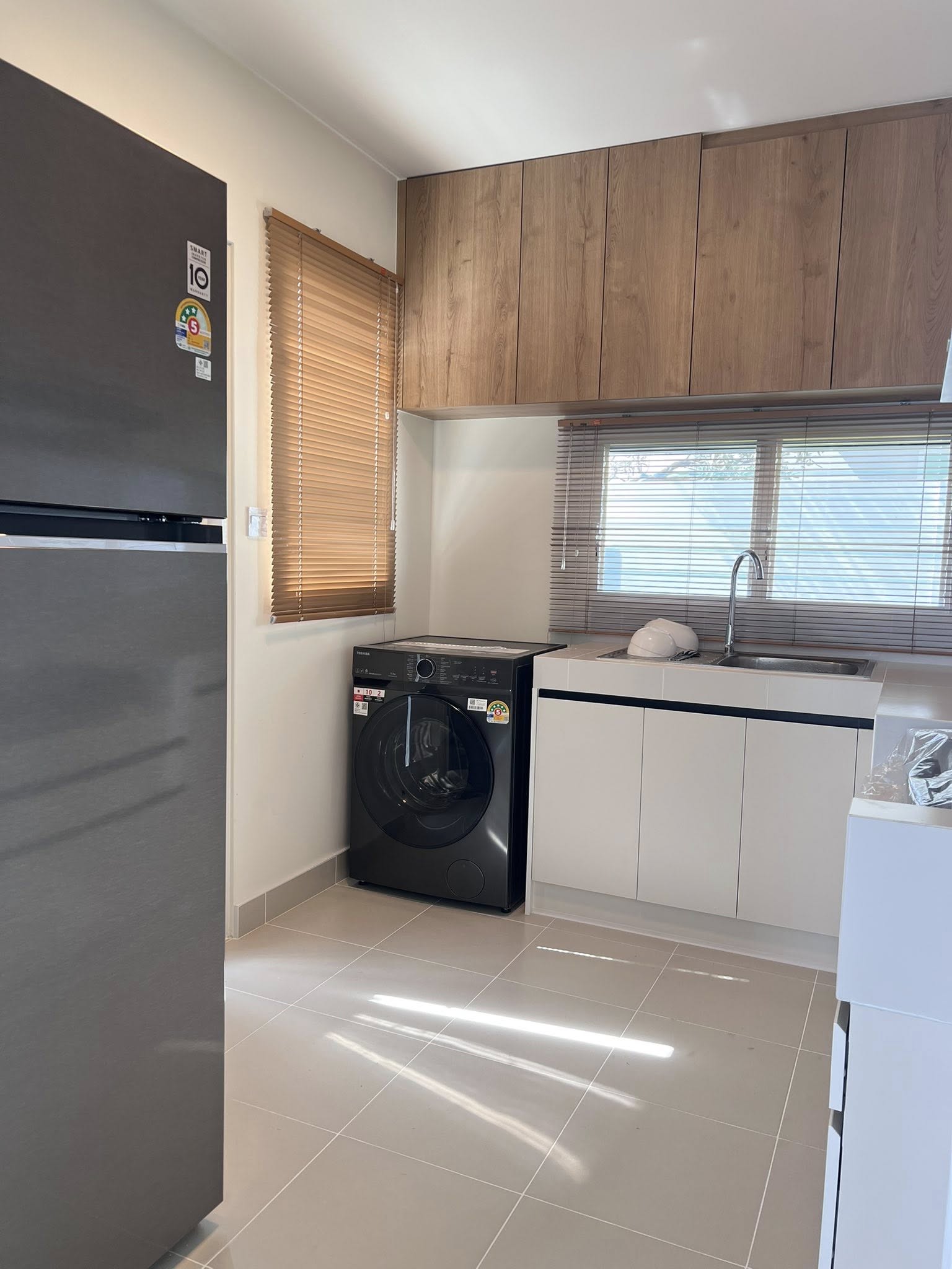 ประกาศฟรี! ซื้อ-ขาย-เช่า คอนโด บ้าน ทาวน์โฮม ที่ดิน และพื้นที่เชิงพาณิชย์ทั่วประเทศไทย ทุกทำเล ทุกงบประมาณ ไม่มีค่าใช้จ่าย ลงง่าย ขายไว เข้าถึงผู้ซื้อโดยตรง 4 242510pic3.jpg